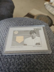 2001 Fleer Classics Feel The Game Harry Heilmann Relic - Picture 1 of 7