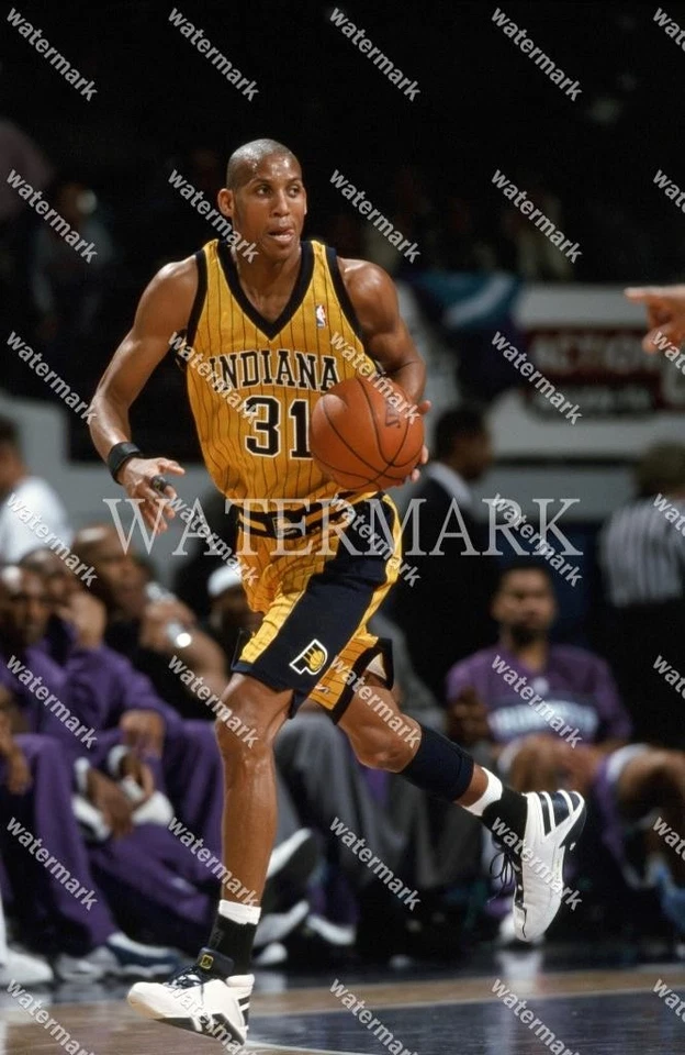 GI482 Reggie Miller Indiana Pacers Fast break 8x10 11x14 16x20 Photo - Image 1 of 1