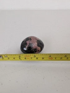 Rhodonite Palm Stone 110 Grams - Picture 1 of 11