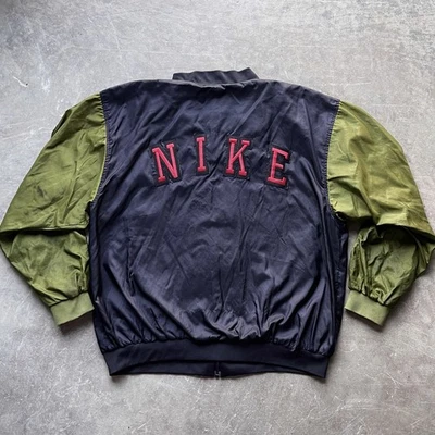 VINTAGE Nike Jacket Mens Large Colorblock Two Tone Windbreaker 80s Black/Green - Image 1 of 4
