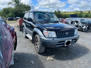 TOYOTA LAND CRUISER COLORADO 3.0 TD 2000 D4D AUSSCHLACHTEN *PREIS GILT FÜR 1 RADMUTTER* - Bild 1 von 10