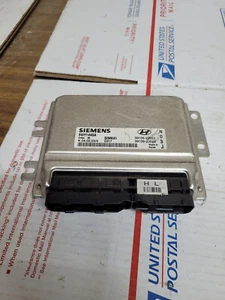 Hyundai Elantra 2003 ECU 39105-23022 - Imagen 1 de 2