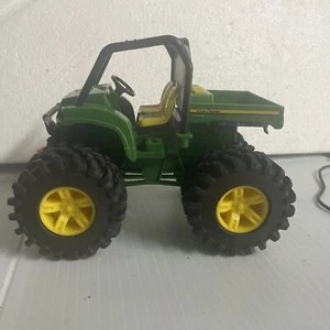John Deere 4x4 Buggy Battery Operated 2011 - Picture 1 of 4