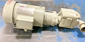 Lincoln TF5478C 3 Ph Motor Pump 1 HP 230/460 V M143567 7/976 (TBI) - Picture 1 of 5