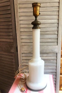 Mid-century modern Paul Hanson type white Italian glass torchiere table lamp - Picture 1 of 7