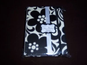 VERA BRADLEY PETITE FOLIO NIGHT & DAY ORGANIZER NOTEPAD & 2 PENCILS INCLUDED - Picture 1 of 4