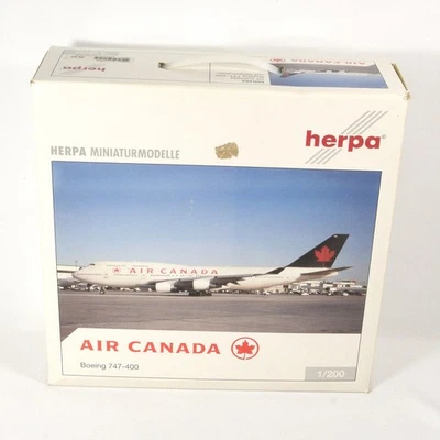 1:200 Scale Herpa Wings Air Canada Boeing 747-400 Diecast Airplane MINT in Box - Image 1 of 2