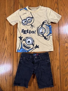 Despicable Me Minions T-Shirt / LR Scoop Shorts (Jungen 4) Grafik Tee Outfit Set - Bild 1 von 8