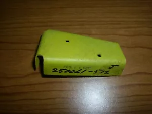 Piper Aerostar Bracket 250061-512 - Picture 1 of 2