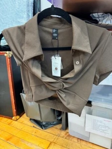 CIDER Women's Brown  SHORT SLEEVE  crop top  small- NWT - Picture 1 of 5