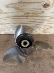 Yamaha Saltwater Series XL 15 1/4X 21 pitch LH Counter Stainless Prop Propeller - Picture 1 of 6