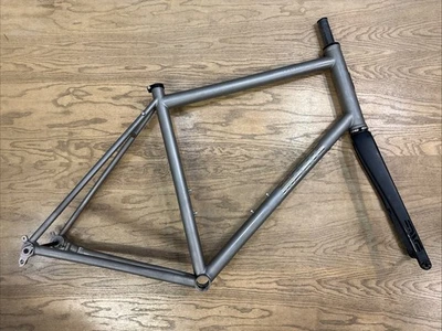 Moots Cycles Vamoots DR Titanium Road Bike Custom M/L Frameset - Image 1 of 4