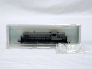 Locomotore Atlas scala N RS-3 4200 non decorato - Foto 1 di 11