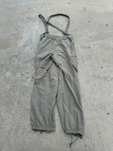 Pantalones Patagonia Alpha Verde PCU Nivel 5 Soft Shell Gen II Medianos Regulares - Imagen 1 de 5