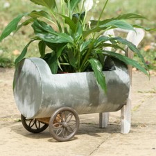Planters & Vases