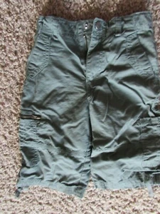 MOSSIMO SUPPLY CO size 6 army drab green shorts/capri pants with 6 pockets - Picture 1 of 5