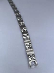 Magnetic Bracelet - Picture 1 of 5