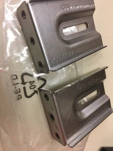 Supermicro * 2X 01-SC81361-XX00C002 (OEM) Coppie staffe auricolari supporti cabina binari - Foto 1 di 3