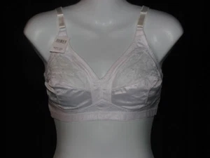 White with Lace Comfort Fit Bra NWT - Picture 1 of 1