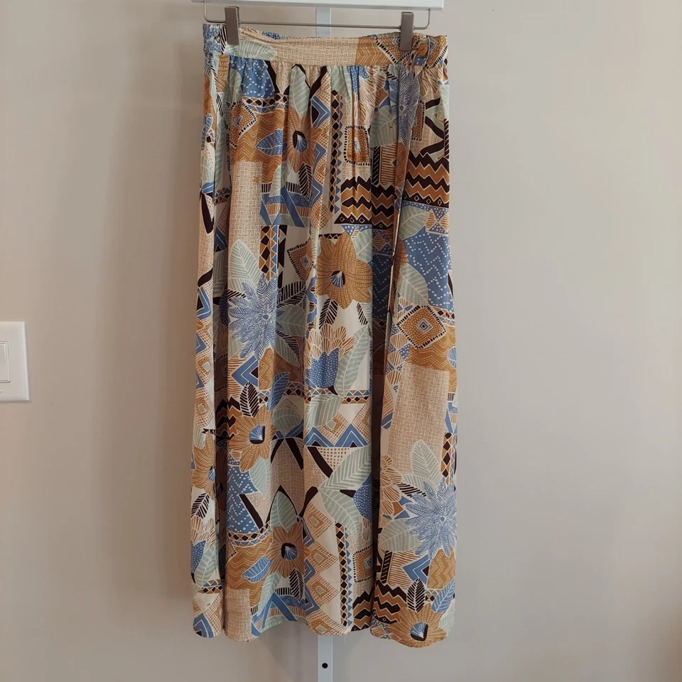 Maxi Falda de Seda Talla Mediana Boho Tropical Estampado Neutro Bolsillos Foto 1 de 4