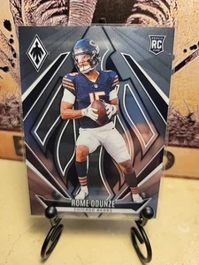 2024 Panini Phoenix Rookie Roma Odunze No. 236 Phoenix RC Bears ROOKIE - Imagen 1 de 2