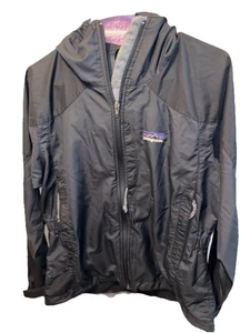 Patagonia Light Weight Windbreaker Laufjacke Damen XS schwarz/grau - Bild 1 von 5