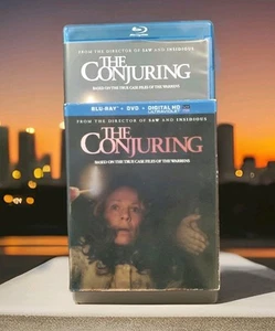 The Conjuring (Blu-Ray 2013 Widescreen w/Lenticular Slipcover) James Wan VGC - Picture 1 of 14