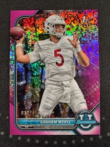 2021 Bowman U Chrome #10 Graham Mertz 1° rifrattore mini-diamante fucsia /150 - Foto 1 di 2