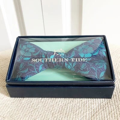 Pajarita Southern Tide azul y verde floral de seda Preppy NUEVA NUEVA CON ETIQUETAS Foto 1 de 3