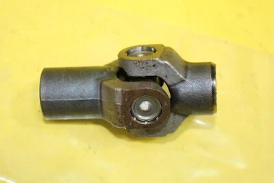 SUZUKI Boulevard m50 c50 EJE DE TRANSMISIÓN ACCIONAMIENTO FINAL ENGRANAJE DE UNIÓN UNIVERSAL  Foto 1 de 4