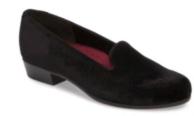 Munro Black Velvet Cerise Smoking Slipper Loafer Women Slipon Size 7.5M NEW $190 - Image 1 of 4