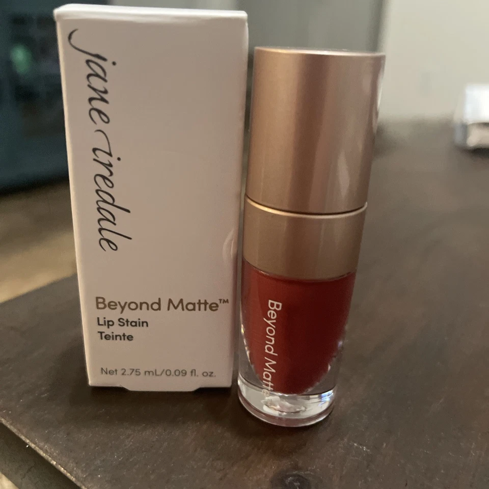 Mancha de labios mate Jane Iredale Beyond - CAPTIVATE - Nueva en caja - Tamaño completo Foto 1 de 1