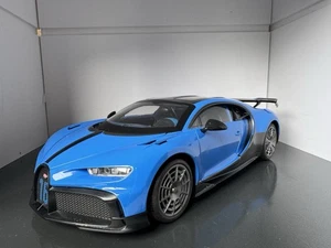 Bugatti Chiron Scale 1:18 Collectors Car - Picture 1 of 6