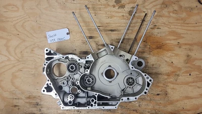 Carcasa cárter bloque motor Honda VTX1300 VTX1300C 2004 Foto 1 de 4