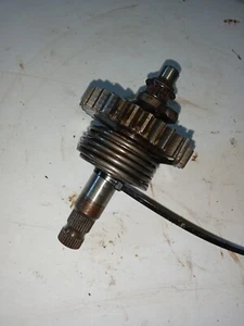 1993 KAWASAKI BAYOU 400 4WD KICK START GEAR - Picture 1 of 5