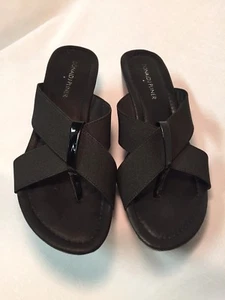 DONALD J PLINER SCHWARZE KEILSANDALE MIT LACKLEDERRIEMEN & NYLONRIEMEN GRÖSSE 7,5 M - Bild 1 von 11