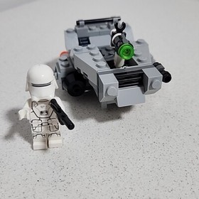 LEGO (75126) STAR WARS: FIRST ORDER SNOWSPEEDER W/ MINIFIGURE NO BOX OR BOOKLET