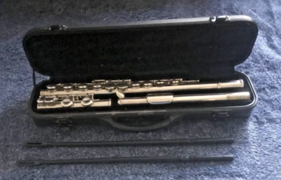 First Act Student Flute Silver Plated w/ Hard shell Carrying Case - Image 1 of 4
