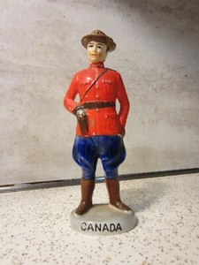 Circa 1970's Souvenir Bone China Canadian Mountie Statue at Niagara Falls Japan - Picture 1 of 3