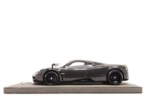 BBR Models 1:18 Pagani Huayra Japan Edition in Exposed Carbon Fiber (defect) - Picture 1 of 15