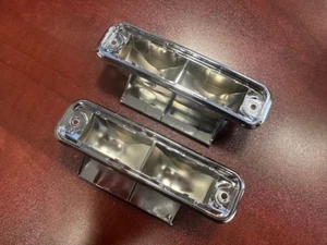 HQ HOLDEN QUARTER FLASHER HOUSINGS **PAIR** **GENUINE** **CHROME** - Picture 1 of 5