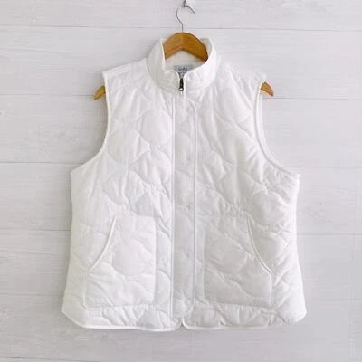 NWT Croft & Barrow - White quilted fleece lined sleeveless zip snap vest, XL  - Image 1 of 4