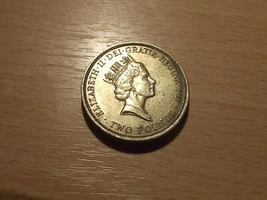 Elizabeth II Two Pound Coin. Commonwealth Games Edinburgh 1986..AH5236. - Picture 1 of 2
