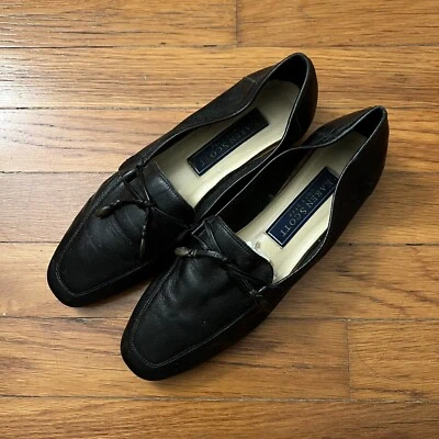 Pisos de cuero negros Karen Scott vintage con detalle de corbata en la parte delantera y punta 7M Foto 1 de 4