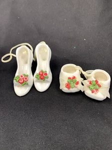 Vintage White Ceramic Mom and Baby Shoes With Applique Flowers Ornament Set - Picture 1 of 15