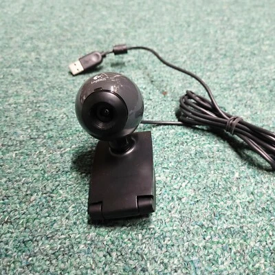 Logitech C200 Webcam V-U0011  Focus & Built-In Mic - Skype Zoom Office - Image 1 of 4