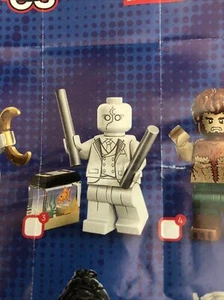 LEGO 71039 Marvel Series 2 Mr. Knight Minifigure - Picture 1 of 3