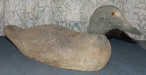 Vtg Patina Hand Carved Wood Rustic/Primitive Folk Art Duck Decoy! Missing 1 Eye - Picture 1 of 10