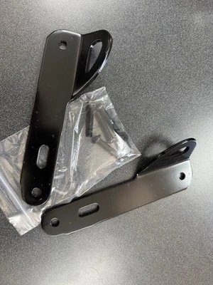 Soportes de amarre de carenado de ala de murciélago negro HD Harley Street Glide Special 14-23 Foto 1 de 4