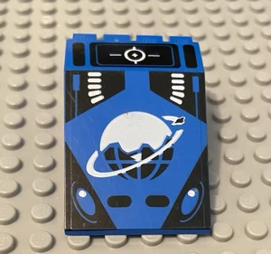 LEGO Parabrisas Azul Con Logo Planeta de Hielo, Solo Set 6973 Defensor Congelación Profunda - Imagen 1 de 2